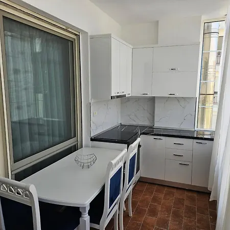 Apartment Conad Rezidence Golem (Tirana)